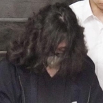 　警視庁練馬署を出る三浦拓也容疑者＝５日夜