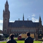 　国際司法裁判所（ＩＣＪ）が入る「平和宮」＝９月、オランダ西部ハーグ（共同）