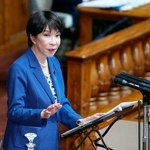 　参院本会議で答弁する高市首相＝８日午前