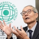 　共同通信の単独インタビューに応じる、そ合憲三・東京理科大名誉教授。ノーベル化学賞の理由となった研究などについて語った＝８日午後、東京都新宿区