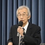 　地震調査委員会の会合後に記者会見する小原一成委員長＝９日午後、東京都千代田区