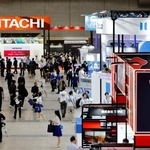 　開幕した最新ＩＴの展示会「ＣＥＡＴＥＣ２０２６」＝１３日午前、千葉市の幕張メッセ