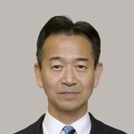 　岡本三成氏