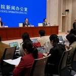 　中国のＧＤＰ速報値などを発表する国家統計局の記者会見＝１９日、北京（共同）