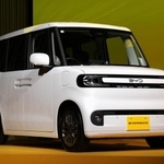　ＢＹＤの軽ＥＶ「ＲＡＣＣＯ」＝７月、東京都港区