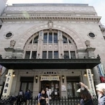 　閉館前の大阪松竹座＝５月、大阪・道頓堀