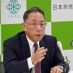　記者会見する日本原燃の増田尚宏社長＝２８日午前、青森市