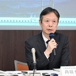 　記者会見するＪＲ東海の丹羽俊介社長＝２８日午後、名古屋市