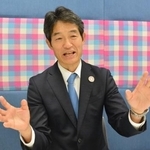 　共同通信のインタビューに応じるＭＩＧＡの山本力長官＝バンコク（共同）