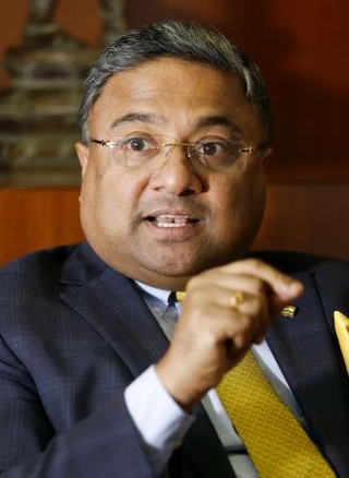 　インタビューに応じるインドのジョージ駐日大使