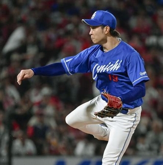 　完封で４勝目を挙げた中日・高橋宏＝マツダ