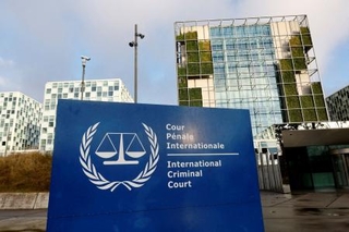 　国際刑事裁判所（ＩＣＣ）の外観＝３月、オランダ・ハーグ（ロイター＝共同）
