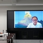 　東京電力柏崎刈羽原発の再稼働を巡り、新潟県が開いた公聴会＝３日午後、新潟市