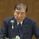 　記者会見する石破首相＝６日午前、広島市中区