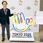 　日本マイクロソフトから東京都職員に転職した金沢聖訓さん＝４月、東京都庁
