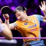 　女子シングルス１回戦で申裕斌と対戦する張本美和＝横浜ＢＵＮＴＡＩ