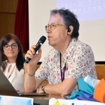 　分科会で話すピエール・ビラールさん（右）＝８日午前、長崎市