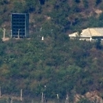 　韓国北部坡州市から見えた北朝鮮の拡声器＝２０２４年１０月（共同）