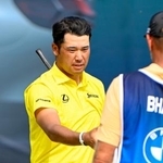 　最終ラウンド、ホールアウトする松山英樹。通算２オーバーで２６位＝ケーブズバレーＧＣ（共同）