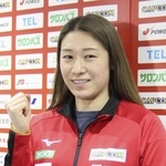 　石川真佑