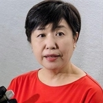 　報道陣の取材に応じる遊佐美由紀氏＝２６日午前、仙台市