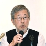 　ＮＨＫのドラマを巡り、記者会見で抗議する飯村豊さん＝２６日午後、東京都千代田区