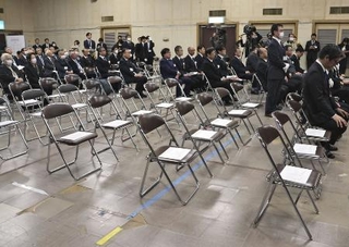 　「佐渡島の金山」追悼式で、参加を見送った韓国政府代表者らの席＝昨年１１月、新潟県佐渡市