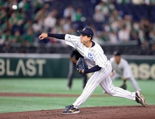 　ＪＲ東日本戦に登板したＮＴＴ西日本・遠藤＝東京ドーム