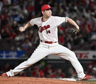 　５回１失点で７勝目を挙げた広島・大瀬良＝マツダ