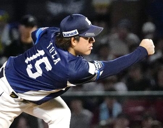 　楽天戦に先発し、５回２失点で６勝目を挙げた西武・与座＝楽天モバイルパーク