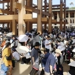 　大勢の来場者でにぎわう大阪・関西万博の会場＝８月２９日、大阪市此花区の夢洲