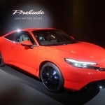 　ホンダが発売する新型クーペ「プレリュード」＝４日午前、東京都渋谷区