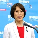 　記者会見する共産党の田村委員長＝４日午後、東京都渋谷区の党本部