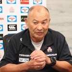　遠征先の米国で、オンラインで記者会見するラグビー日本代表のジョーンズ・ヘッドコーチ＝４日（（Ｃ）ＪＲＦＵ）