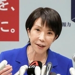 　記者会見で、自民党総裁選への立候補を正式表明する高市前経済安保相＝１９日午後、国会