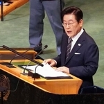 　国連総会一般討論で演説する韓国の李在明大統領＝２３日、米ニューヨークの国連本部（共同）
