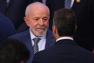 　昨年１１月、Ｇ２０首脳会議に参加するブラジルのルラ大統領＝ブラジル・リオデジャネイロ（ゲッティ＝共同）