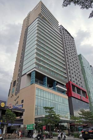 　ベトナム中部ダナンに開業した「プリンスホテル　ダナン」＝６日（共同）