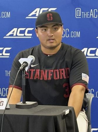 　米国１年目のシーズンが終了し、記者会見するスタンフォード大の佐々木麟太郎＝５月、ダーラム（共同）