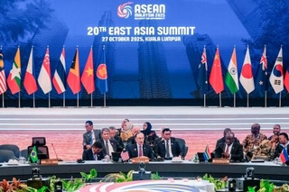 　クアラルンプールで開催された東アジアサミット首脳会議＝２７日（共同）