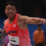 　パラ陸上の世界選手権の男子円盤投げで銀メダルを獲得した新保大和＝２日（ゲッティ＝共同）