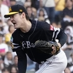 　ロッテ戦に先発し、６回１失点で１４勝目を挙げたソフトバンク・有原＝ＺＯＺＯマリン