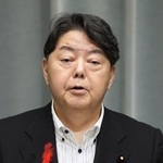 　記者会見する林官房長官＝６日午前、首相官邸