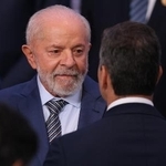 　昨年１１月、Ｇ２０首脳会議に参加するブラジルのルラ大統領＝ブラジル・リオデジャネイロ（ゲッティ＝共同）