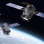 　準天頂衛星「みちびき」のイメージ（三菱電機提供）