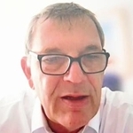 　オンライン取材に応じるＵＮＲＷＡのラザリニ事務局長＝７日（共同）