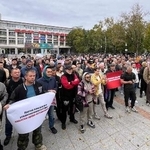 　１１日、ロシア極東ウラジオストクで開かれた、廃物利用税引き上げに反対する集会（共同）