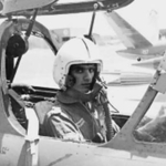 　イスラエル空軍時代のダニー・ネフセタイさん＝１９７６年（本人提供）