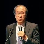 　講演する北川進京都大特別教授＝２２日午前、東京都江戸川区