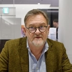 　取材に応じるＵＮＤＰウクライナで地雷対策を統括するベンジャミン・ラーク氏＝２１日、東京都内